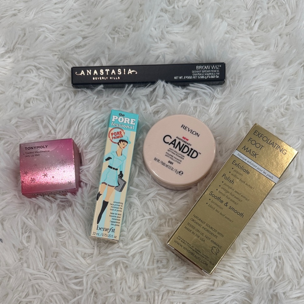 BRAND NEW Make-up Bundle Set